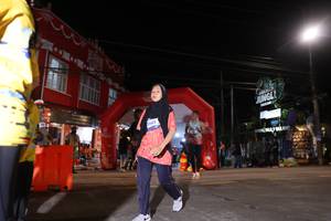 BIB: 3665
                            <button type="button" onclick="openModal(26262805)" class="btn btn-primary btn-sm float-right btn-popup" data-toggle="modal" data-target=".modal-high-quality">
                        <i class="fas fa-shopping-cart"></i> Add to Cart
                    </button>
                                            <button type="button" onclick="isThisMe(26262805, true)" class="btn btn-success btn-sm float-right btn-popup btn-isme hidden" data-toggle="tooltip" data-placement="bottom" title="นี่คือรูปของคุณใช่ไหม คลิกที่นี่เพื่อเอาเข้าอัลบั้ม">
                        <i class="fas fa-plus"></i> Add to album
                    </button>
                    <button type="button" onclick="isThisMe(26262805, false)" class="btn btn-warning btn-sm float-right btn-popup btn-isnotme hidden">
                        <i class="fas fa-ban"></i> Remove from album
                    </button>